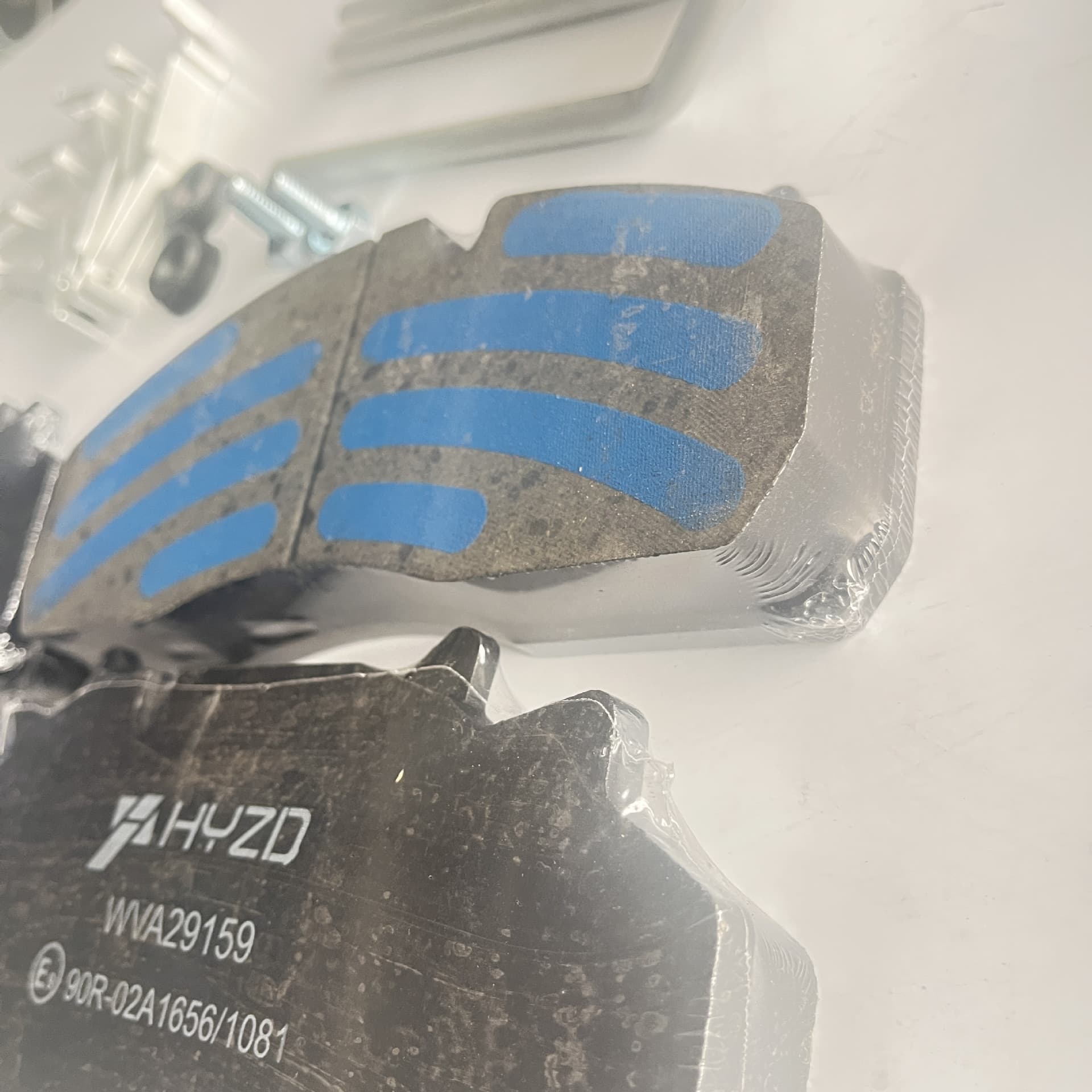 Brake pad manufacturer direct supply, trailer semi-metallic brake pads WVA29159 suitable for SAF Renault