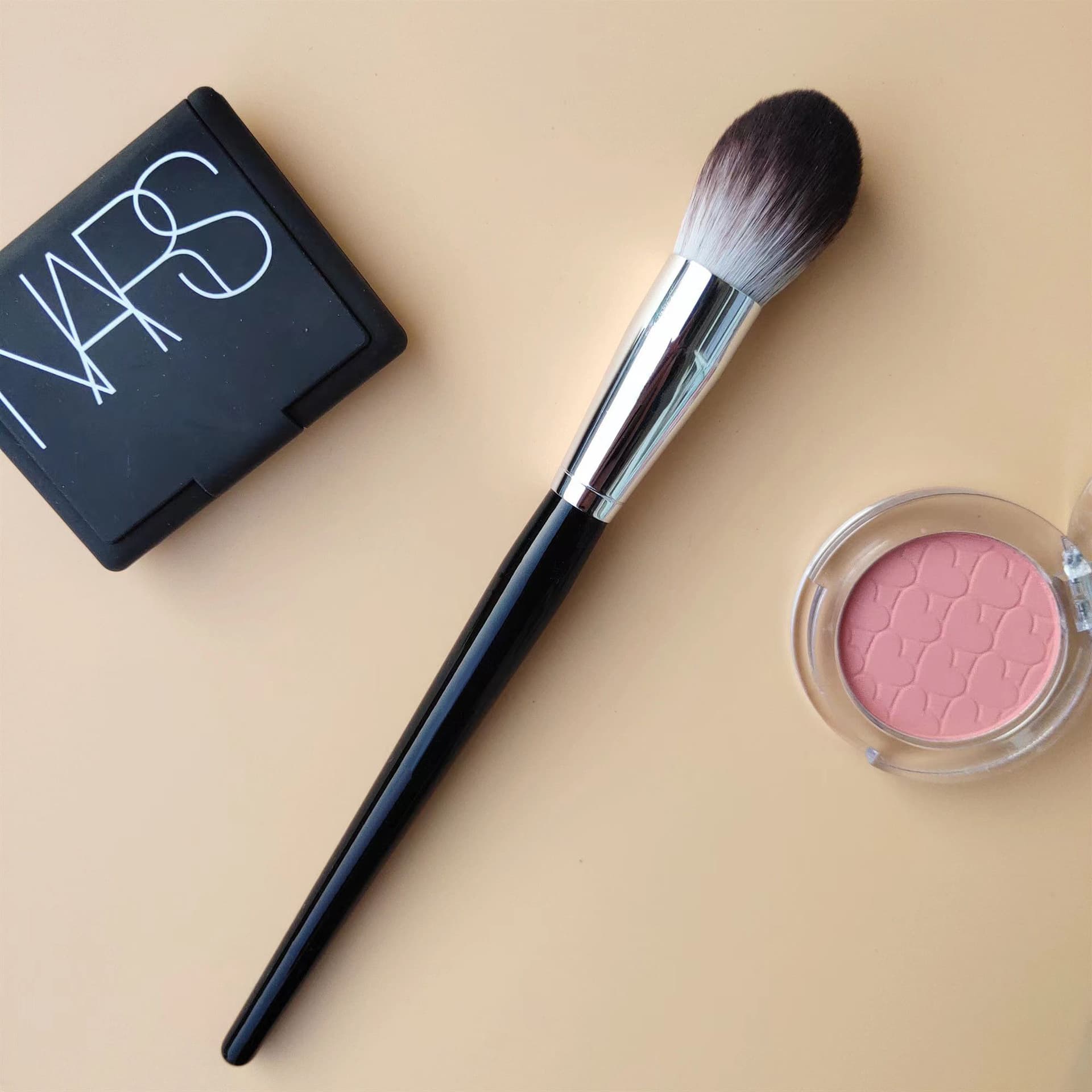 No. 90 Flame Blush Brush Highlight Brush Small Round Head Makeup Brush Face Brightening Small Powder Brush Makeup Tool