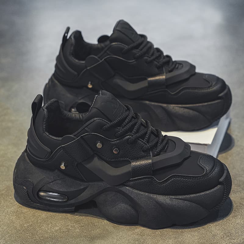 Cross-border plus size men's shoes, 2024 TikTok hot-selling new style, trendy and versatile dad shoes, durable and wear-resistant.