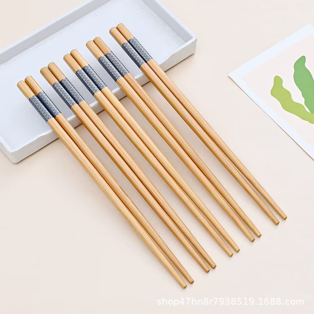 Fish scale bamboo chopsticks, koi and moso bamboo chopsticks, heat-resistant for home use, 5-10 pairs per pack, mold-resistant