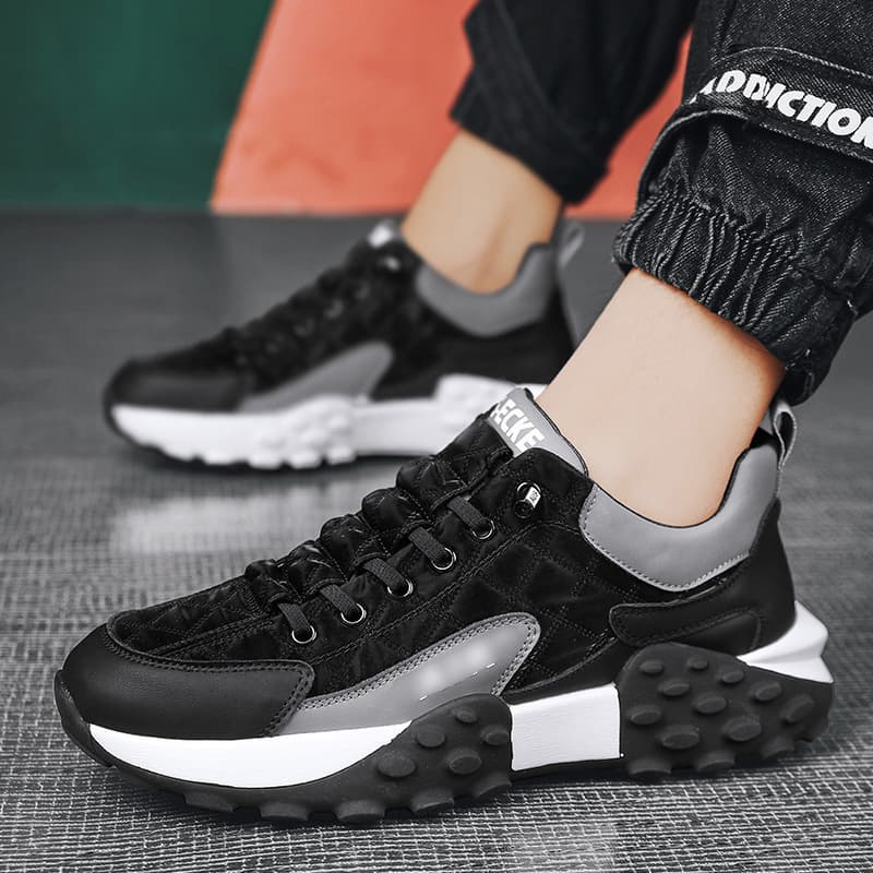 Unisex Large Size Flat Running Shoes Casual Versatile Autumn Winter Travel Footwear Comfortable Breathable Low Top Sneakers