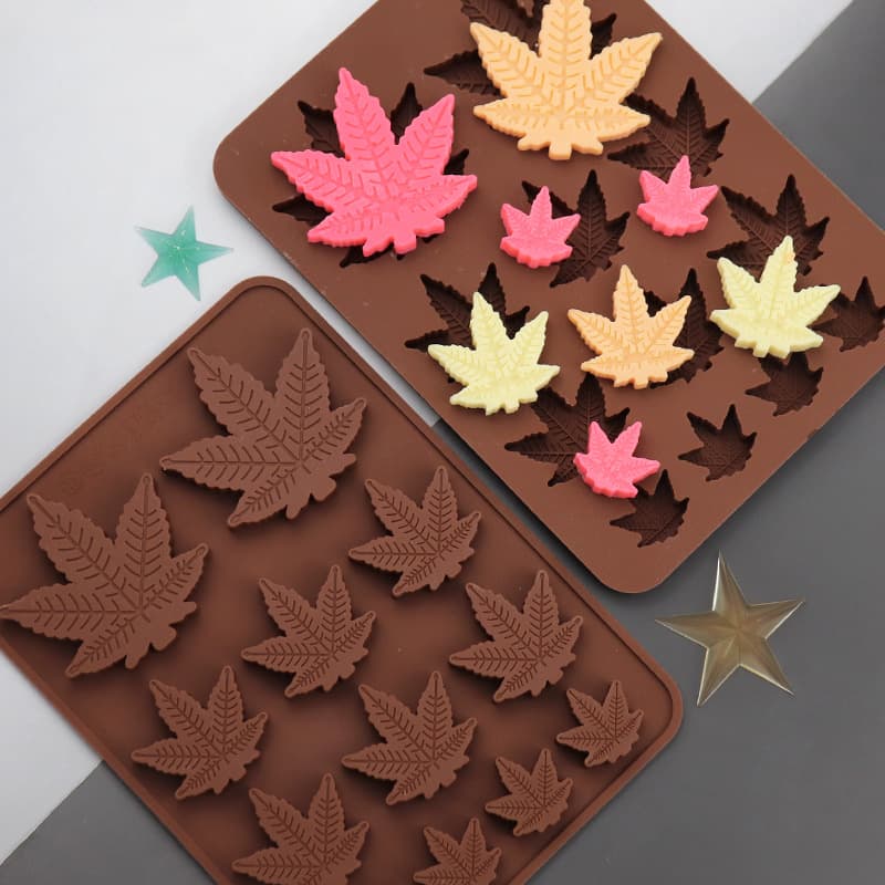 Blue Tone In Stock 12-Cavity Maple Leaf Silicone Chocolate Mold, Handmade Soap Mold, DIY Baking