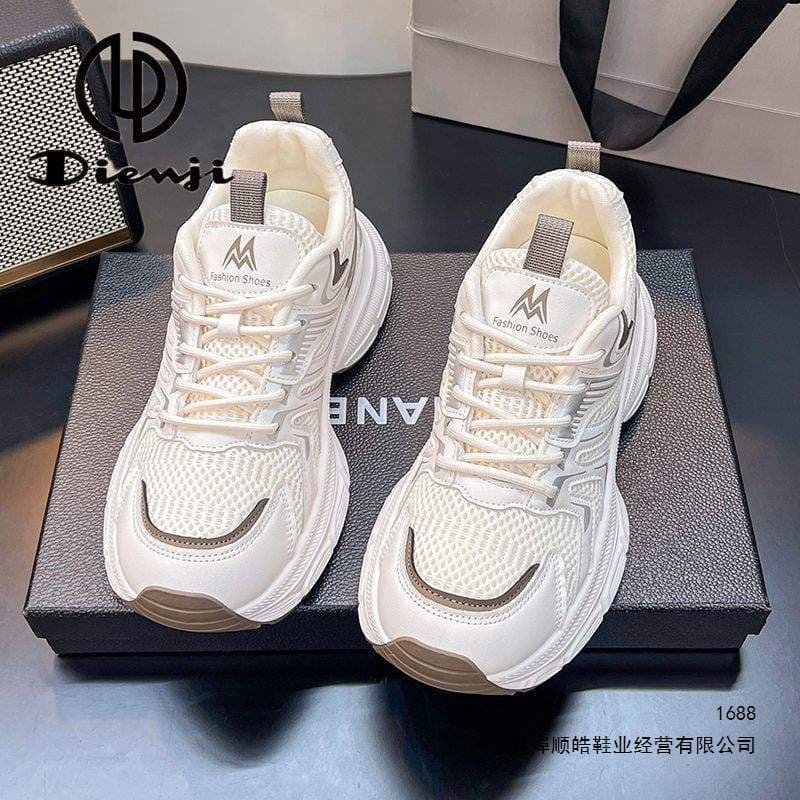 Zhao Lusi's Same Style Dad Sneakers 2026 Summer-Autumn High Appearance Versatile Mesh Breathable Sports Casual Shoes White