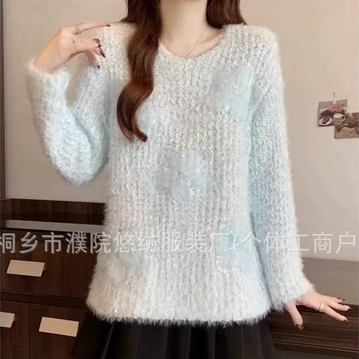 Breast-type round neck sweater for women in autumn and winter, loose outer wear design, niche viscose plush, lazy style, thick new style