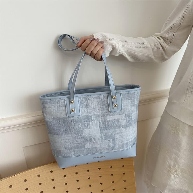 New Cross-Border Fashion Commuter Textured Tote Bag Underarm Bag Large Capacity Korean Retro Travel Women's Large Bag