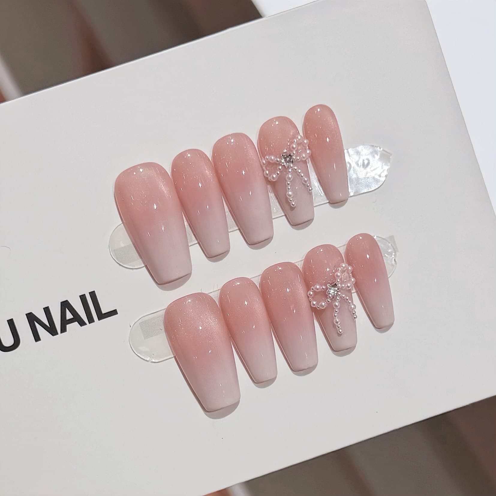 [Sweet Girl] Pink Cat Eye French Gradient Fashion Simple Handmade Press-On Nails Detachable Nail Tips