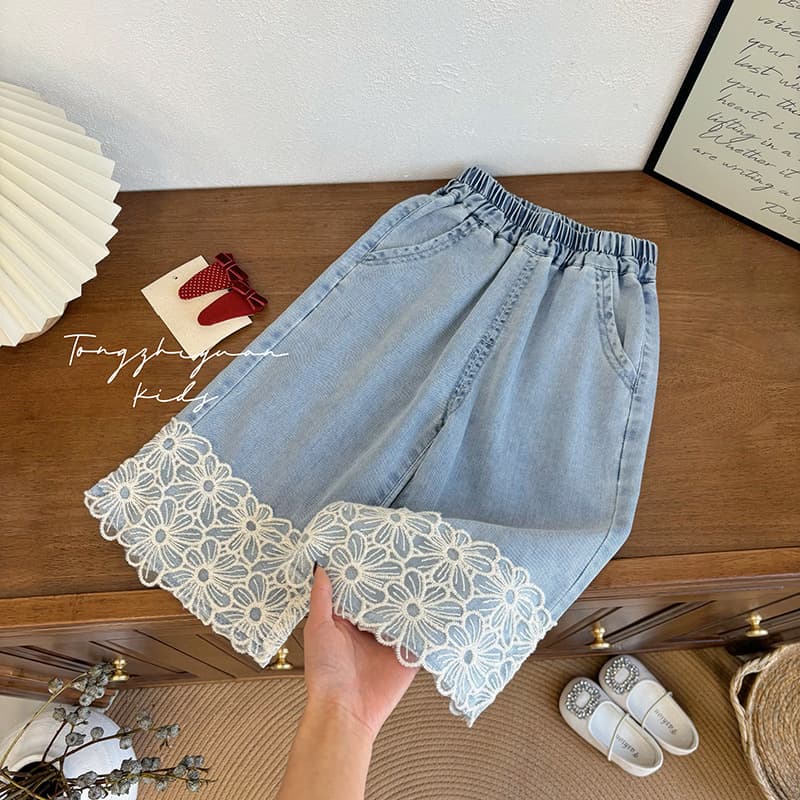 Korean Style Girls New Summer Lace Flower Capri Straight Jeans New Fashion Children's Jeans Trendy