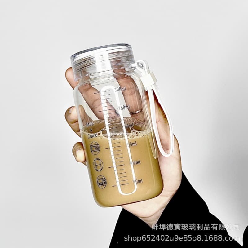 Deyin High Borosilicate Glass Milk Cup, Microwaveable Soy Milk Cup, Household Measuring Cup with Lid, Sealed Water Bottle