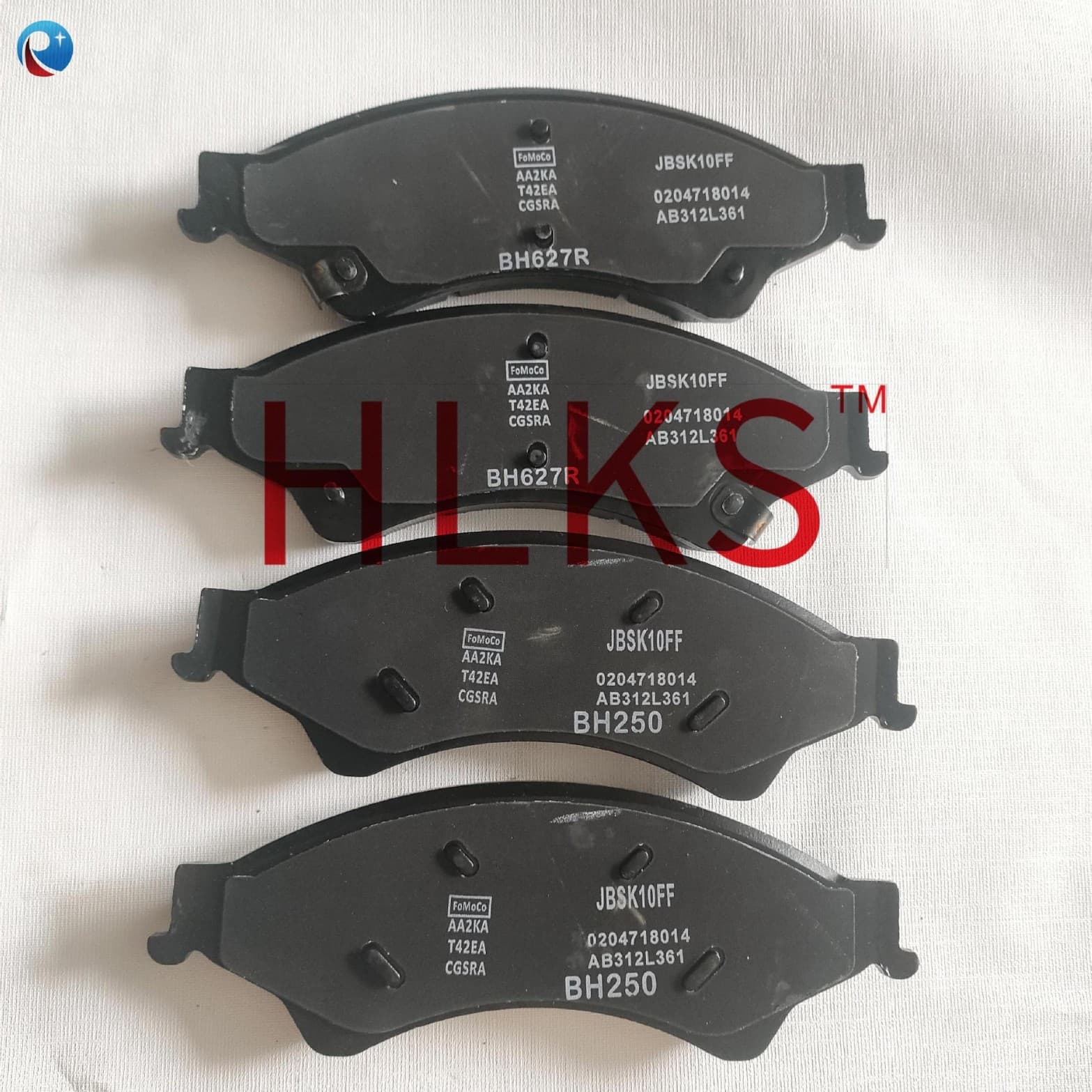 High-quality ceramic brake pads UCYE-33-23Z suitable for Ford Ranger front brake pads