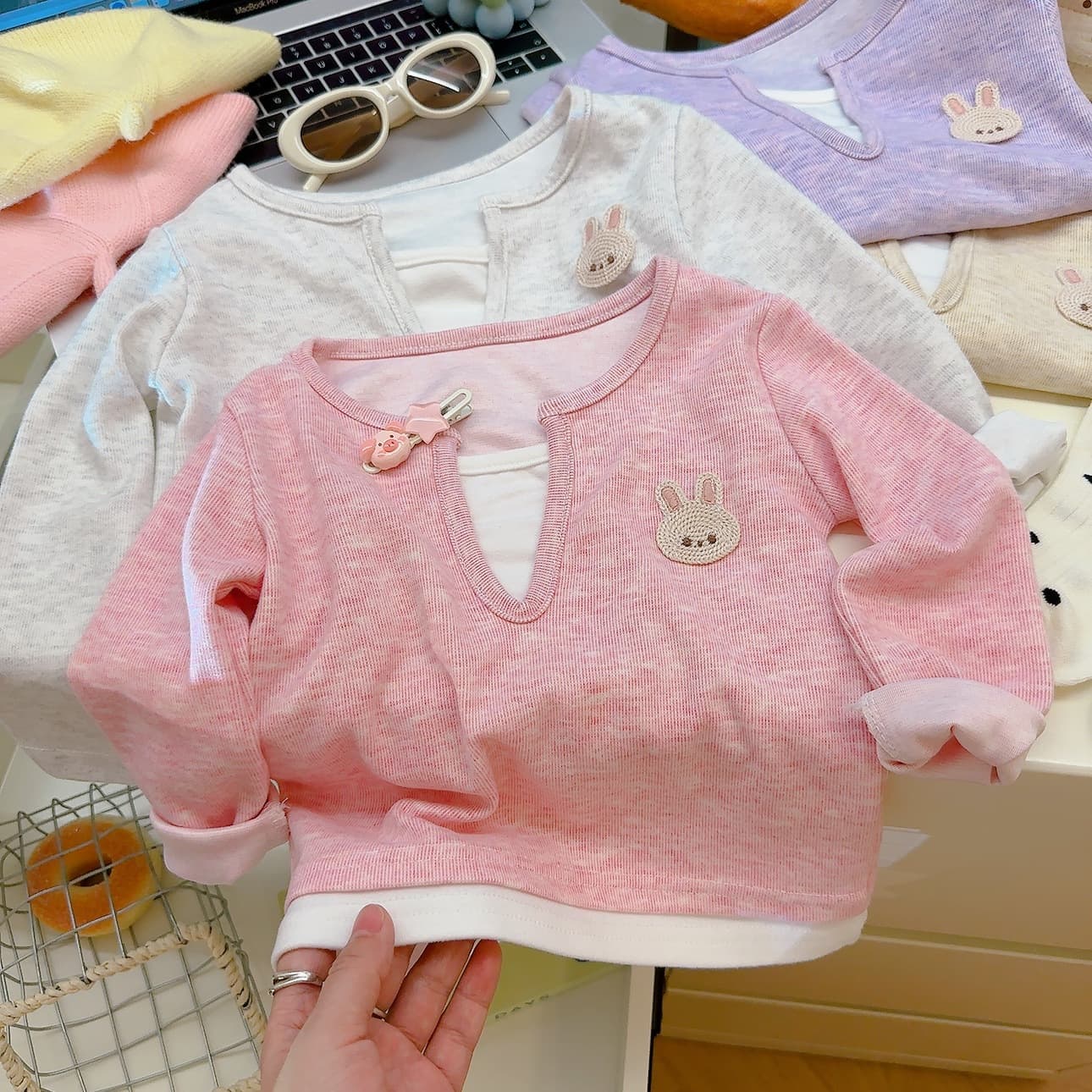 Lazy Style Girls Cartoon Autumn Outfit, Chic Small to Medium Kids Casual Fake Two-Piece Top, 2025 Fall New Korean Version