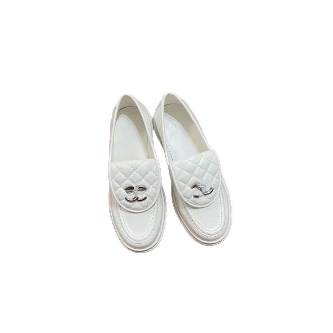 High-Quality Diamond-Pattern Flap Buckle Loafer Shoes Genuine Leather Chanel-Style Chunky Heel Slip-On Retro Leather Shoes
