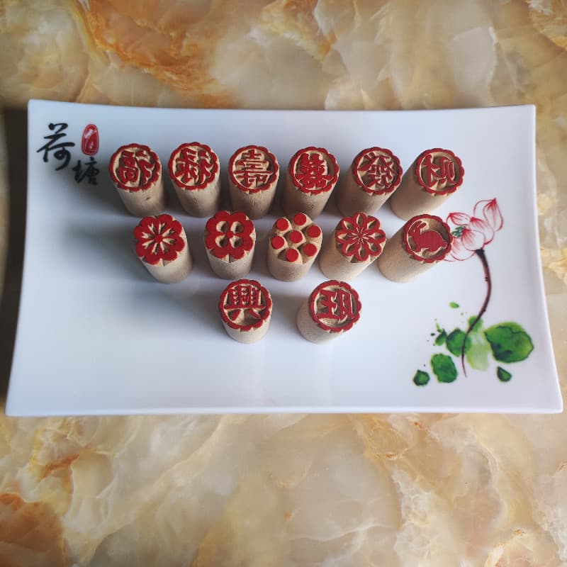 Wooden Stamp for Suzhou-Style Mooncakes, Red Bean Buns, Pastries, Steamed Buns, and Baked Pastries, 2.5cm
