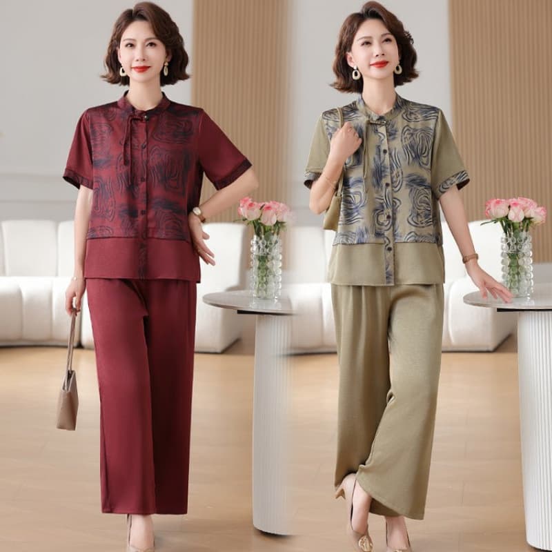 New Summer Two-Piece Set for Middle-Aged and Elderly Women with Chinese Button and Floral Pattern, Simple and Elegant Women's Suit