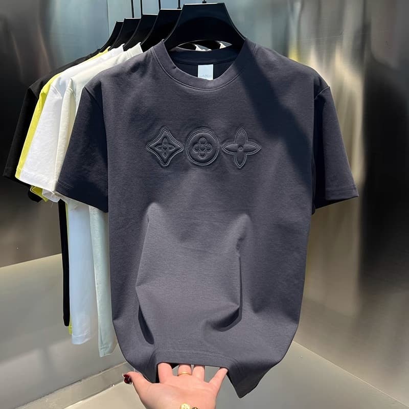 3D Print Simple Round Neck T-Shirt High Quality Embossed Korean Style Cool Half Sleeve Casual Men's Short Sleeve Top Breathable