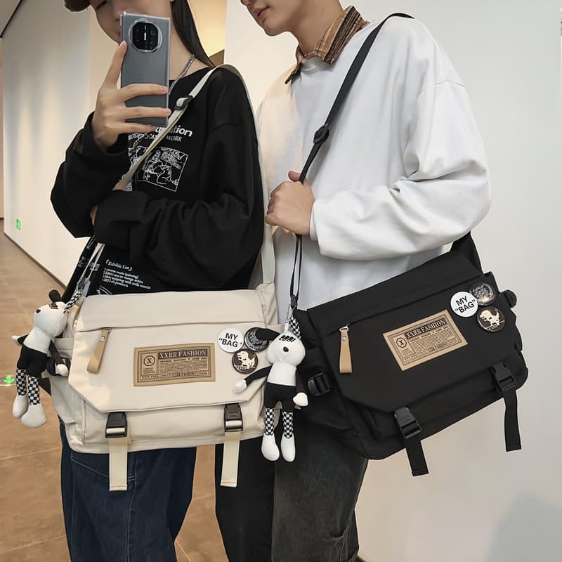 Japanese-style Men's Crossbody Bag Premium Streetwear Tactical Courier Bag Men's Trendy Large Capacity High School Student Sling Bag for Women