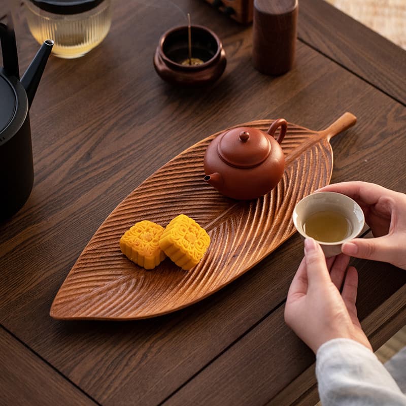 Walnut Leaf Tea Snack Tray, Home Wooden Tea Table, Solid Wood Dry Tea Tray, Whole Wood Tea Cup Hotel Tray, Wooden