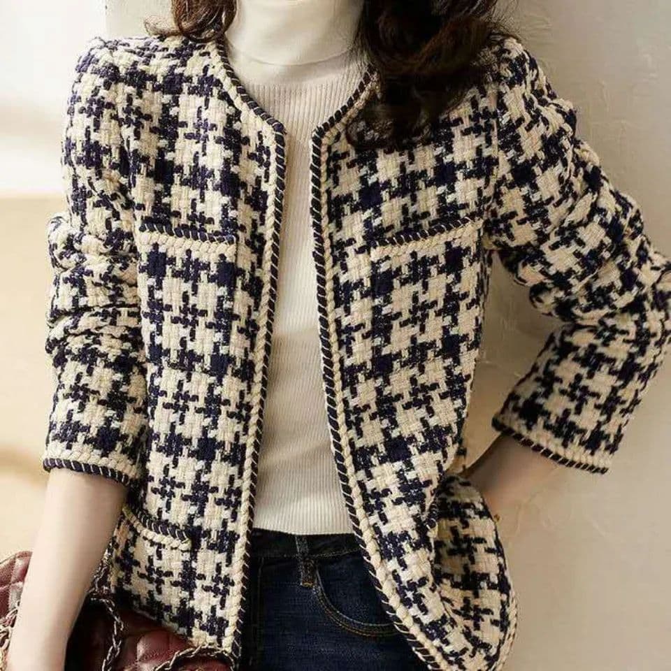 (In Stock) 2025 Chanel-Style New Women's Jacket, Early Autumn Versatile Elegant Tweed Top, Slimming and Goddess-like