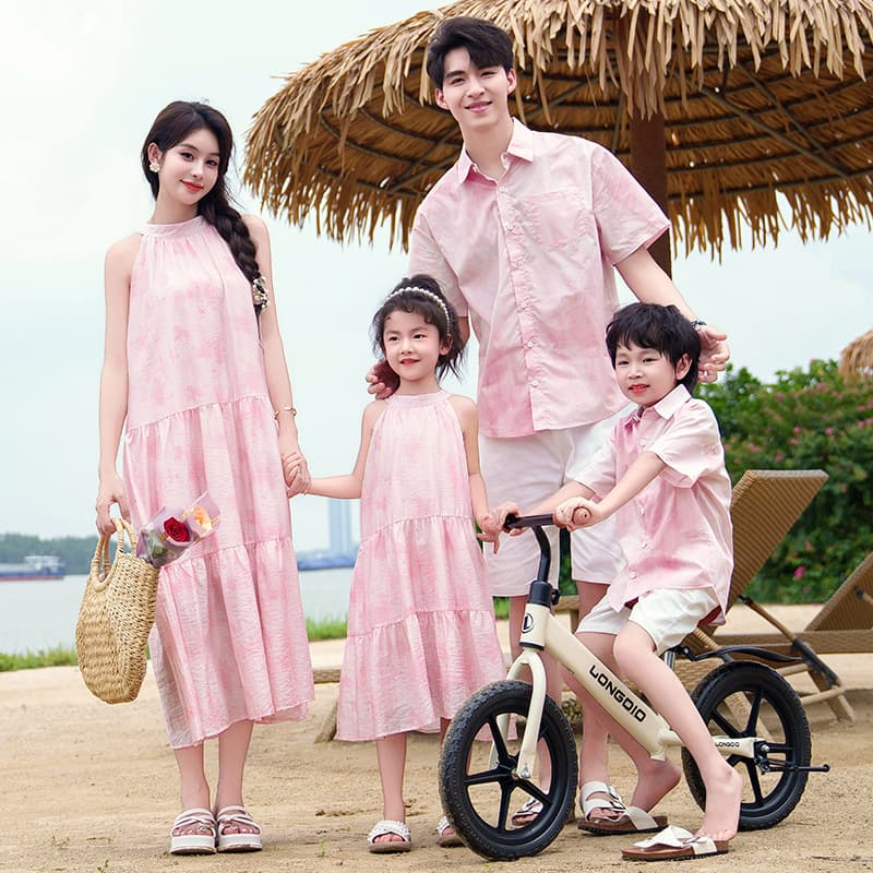 High-Quality Beach Vacation Family Outfits 2026 Summer New Mother-Daughter Bohemian Dresses