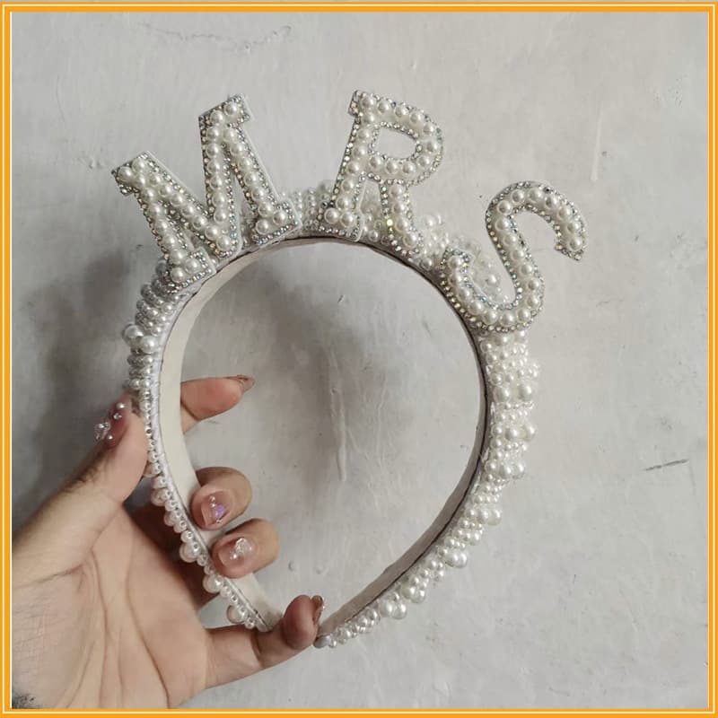 European and American Engagement Wedding Bride Pearl Headband Vintage Pearl Hair Accessory Handmade Beaded Bride Party Headband
