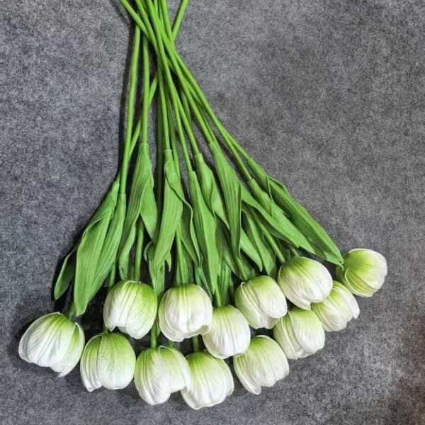 Artificial Tulip Bouquet with Realistic Touch, High-End Home Decoration Fake Flowers, Photography Props Wholesale