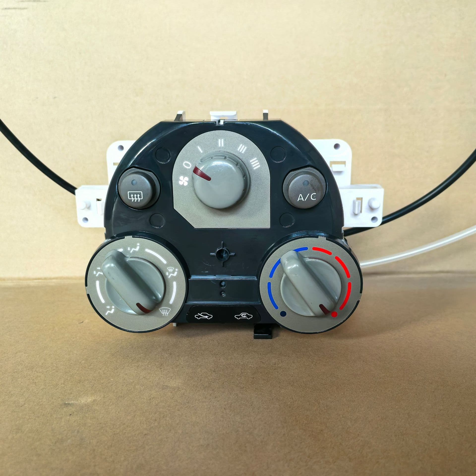 For Nissan 2010-2019 Versa Air Conditioning Control Panel AC Switch (with Cable)