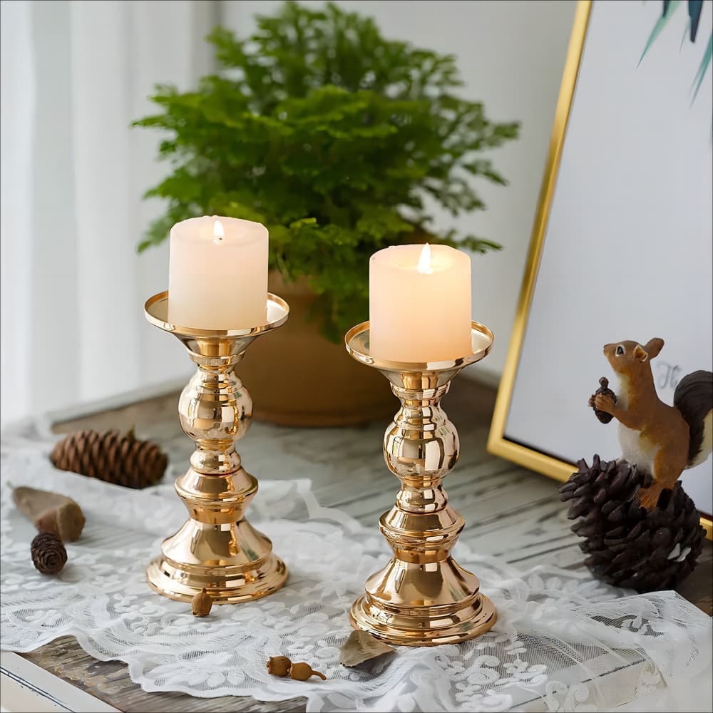 European Style Iron Art Candle Holder Modern Simple Wedding Props Home Decor Romantic Decorations Western Dining Table Candle Lamp Wedding Ornaments