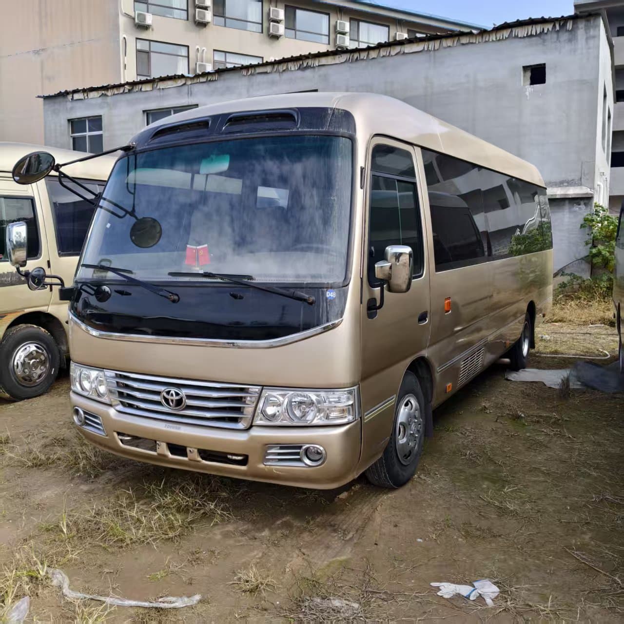 Export Used Toyota Coaster 19-23 Seat Midibus - Leather Seats - Commuter & Sightseeing Vehicle