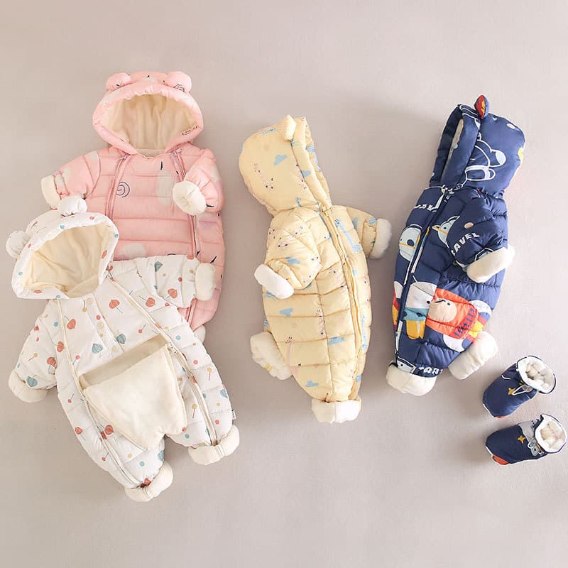 Newborn Down Cotton Fleece-Lined Baby Romper, Autumn/Winter Set for Boys and Girls, Going-Out Wear with Fleece Lining