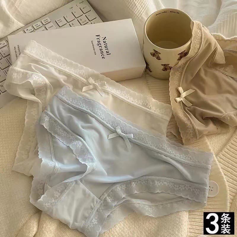 Underwear Women's Ice Silk Briefs Summer Thin 2026 New Girls Seamless Lace Sexy Women's Shorts