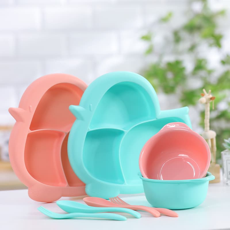 Cartoon Kids Plate Set Plastic Divided Plate Baby Plate Infant Feeding Bowl Fork Spoon Feeding Utensils Wholesale