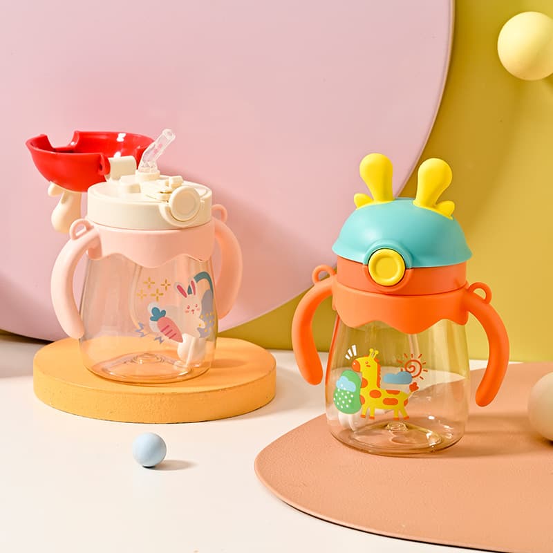 Children's learning drinking cup, drinking cup, baby cartoon straw cup, kindergarten student kettle handle, strap straw cup