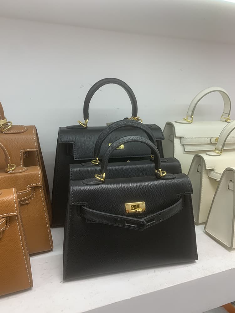 Premium Second-Generation Kelly Women's Bag Gold Buckle Mini 2026 Spring/Summer New Shoulder Crossbody Handbag Small Bag for Women
