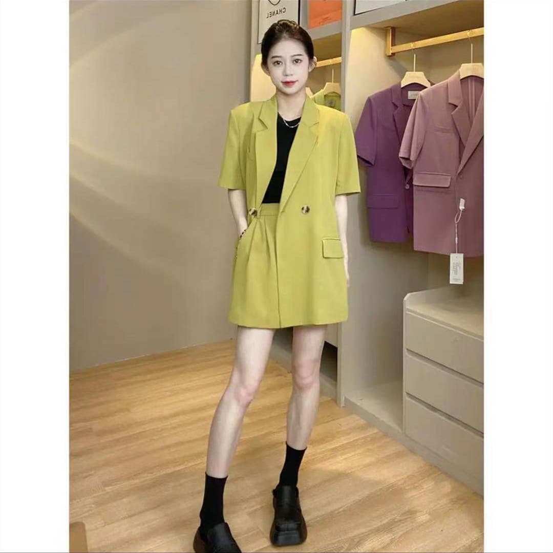 [In Stock] Plus Size Women's 2-Piece Set Summer Short Sleeve Thin Blazer and Shorts for Size 226