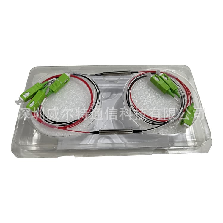 Low insertion loss, high isolation SC APC interface 1550nm fiber optic filter coarse wavelength division multiplexing module