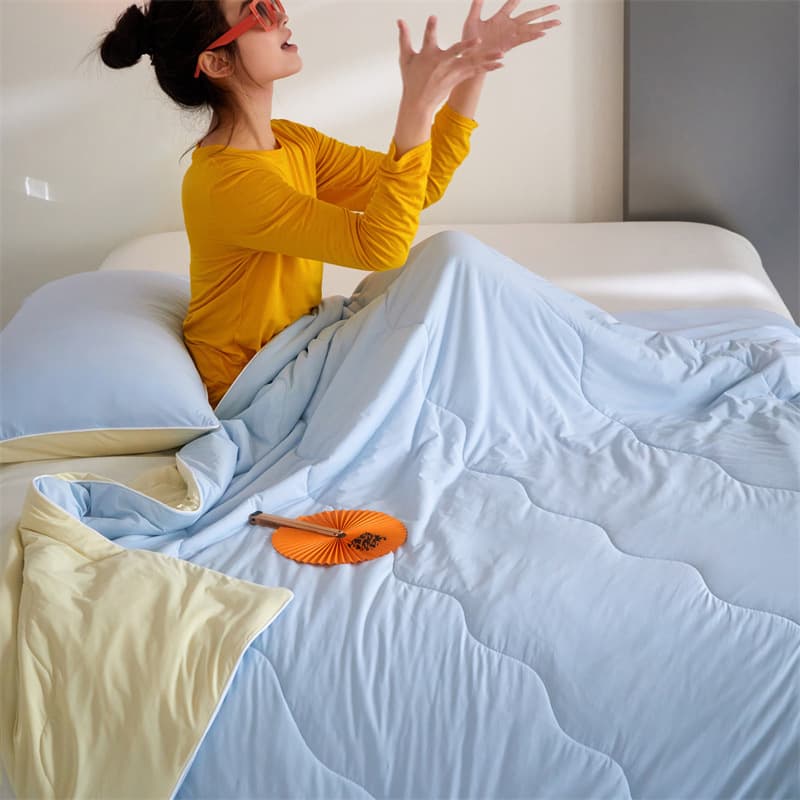 ins cool feeling air conditioning quilt type A summer cooling quilt soft and waxy skin-friendly soybean quilt summer thin quilt children's dormitory summer quilt