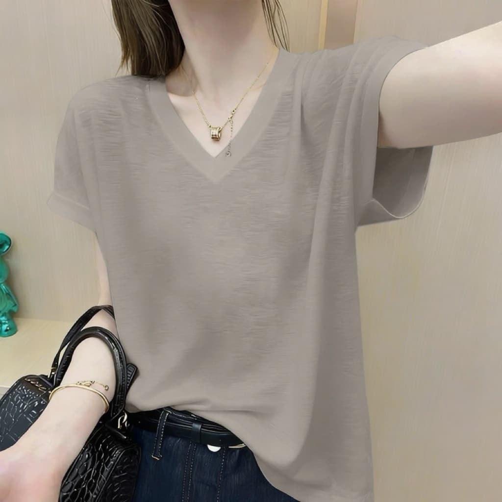 Douyin popular women's short-sleeved new style mother middle-aged loose high-end small shirt middle-aged women's t-shirt short-sleeved