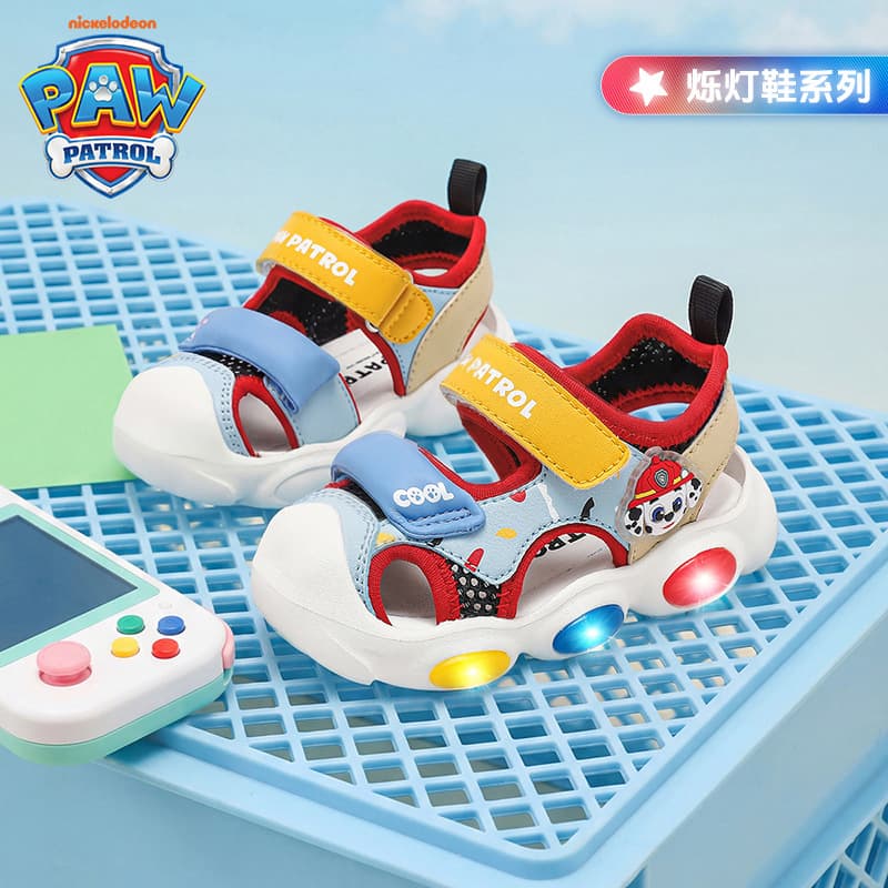 Paw Paw Team summer new style boys 3-6 years old children's shoes flashing hollow toe sports shoes outdoor shoes non-slip sandals