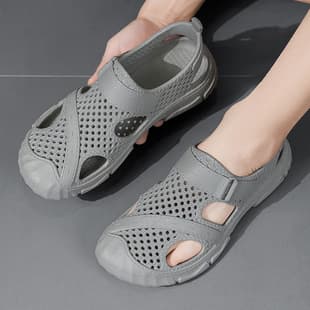 Crocs Style Shoes for Men Summer Slip Resistant Breathable Driving Slippers Men Outdoor Wading Sports Drifting Beach Sandals Men