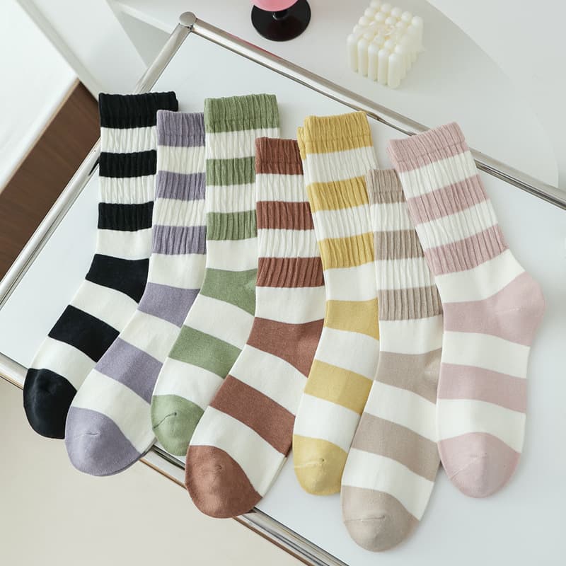Women's Loose Top Wide Striped Stacking Socks Autumn Winter Mid-Calf Colorful Striped Japanese Versatile Long Socks Women's Cotton Socks