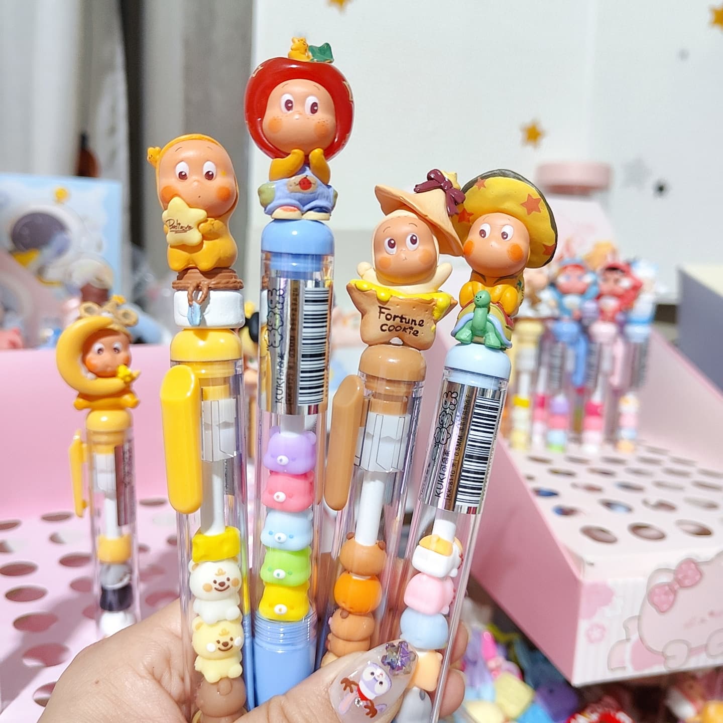 Star People Blind Box Cute Pellet Pen Gel Ink Pen DIY Customizable Replaceable Star People Cute Pellet Black Gel Pen for Kids