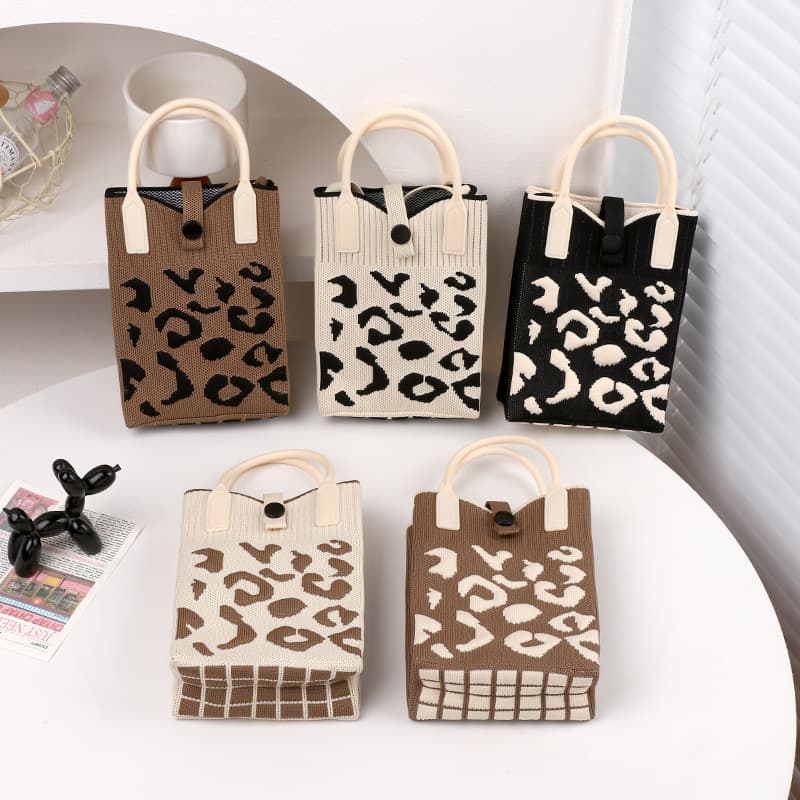 Knit Bag New Casual Women Trend Korean Adjustable Strap Fashion Handheld Niche Shoulder Crossbody Phone Bag