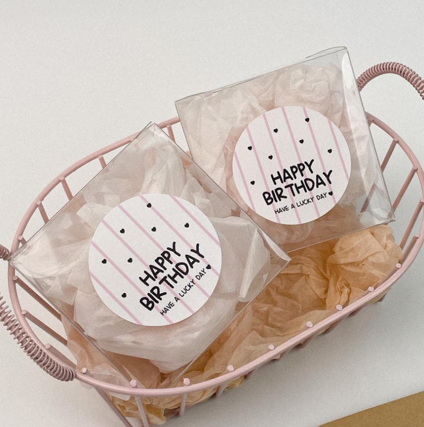 6-Piece Set of Cute Birthday Gift Round Flower Shop Packaging Stickers, Cute Heart-Shaped Celebration Return Gift Cake Stickers