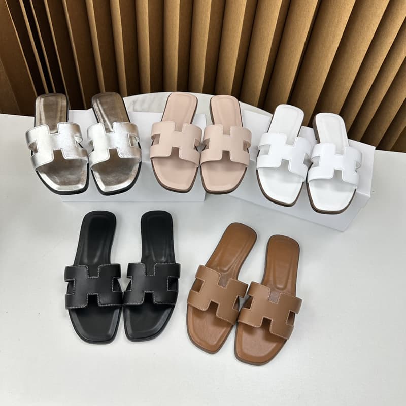 Dongguan Summer New Genuine Leather Flat Fashion Outdoor Sandals Korean Style Beach Travel One-Strap Slippers for Women