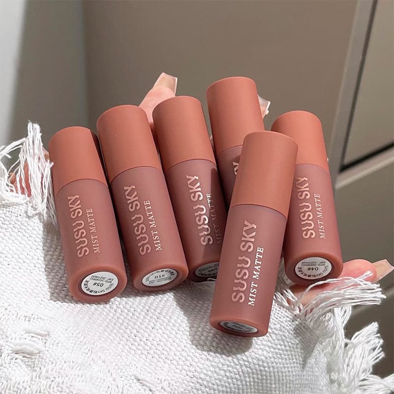 Autumn and winter vibe ~ cheese lip glaze matte nude low saturation faux plain white lip mud for students