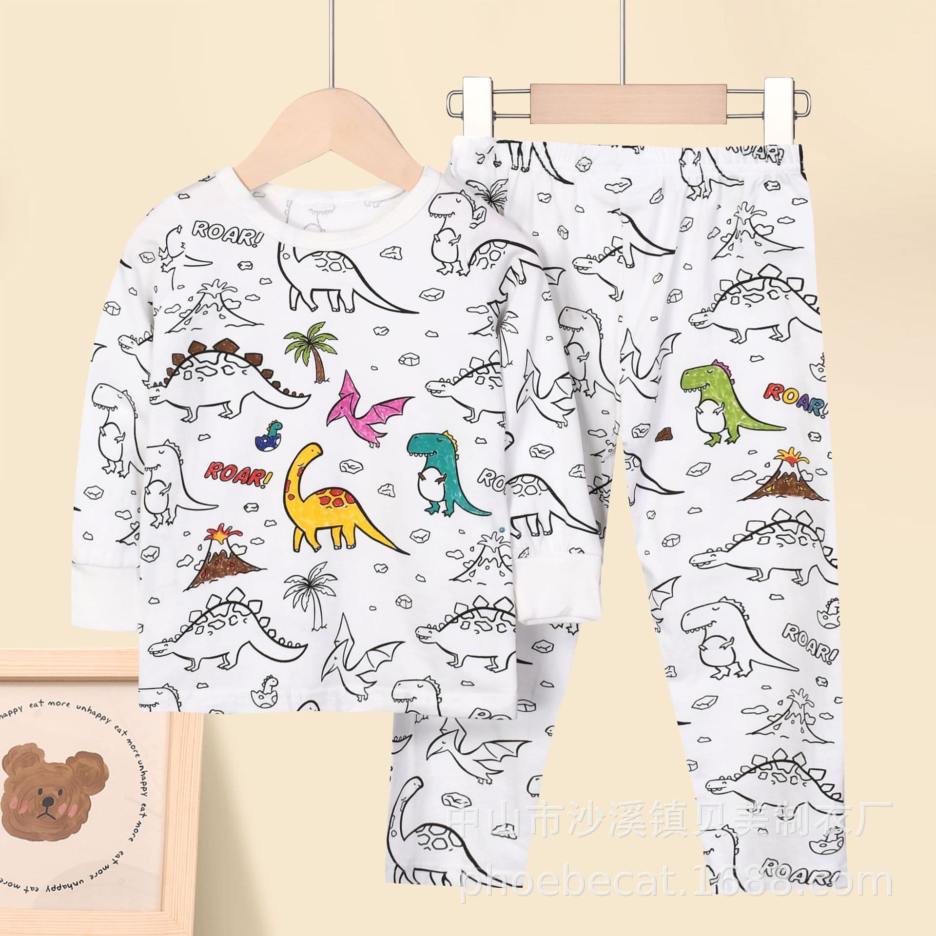 Foreign trade source factory spot children's home pajamas Class A cotton 95% foreign trade graffiti DIY comfortable cartoon set