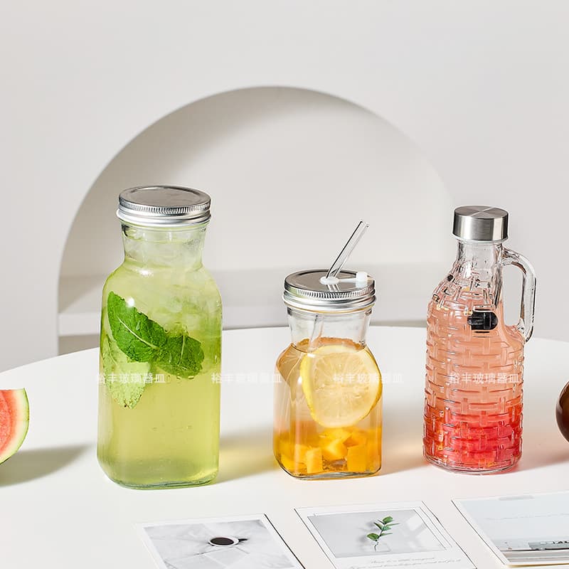 Trendy Creative Large Capacity Glass Cup Coffee Cup Milk Tea Cup with Lid Sealed Jar Straw Cup Juice Cup Glass Pitcher