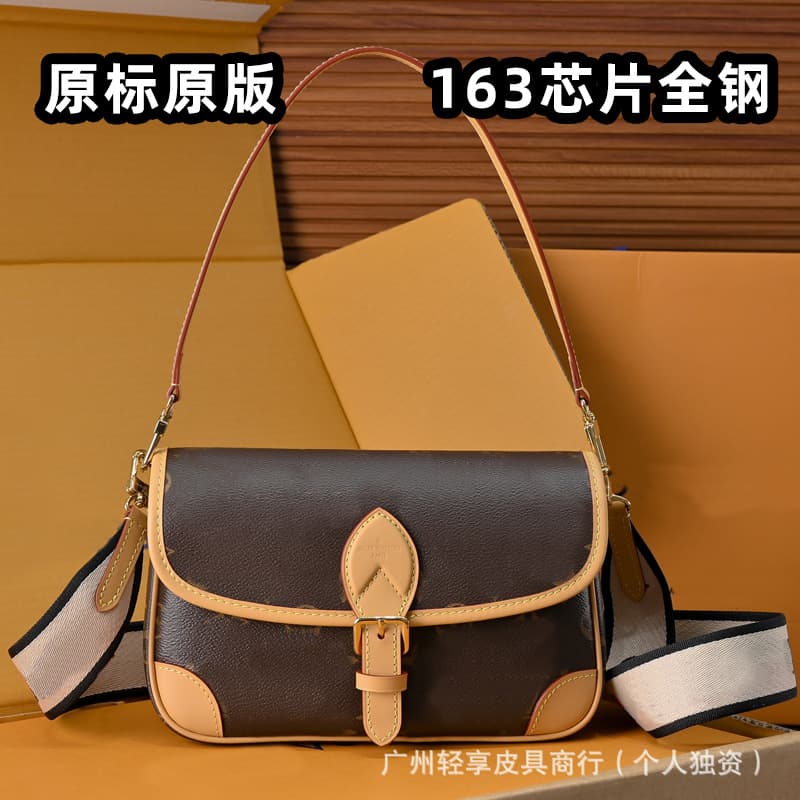 Original Baguette 25 Diane PM Classic Monogram Full-Print Coated Cowhide Underarm Bag Crossbody Single Compartment Women's Bag