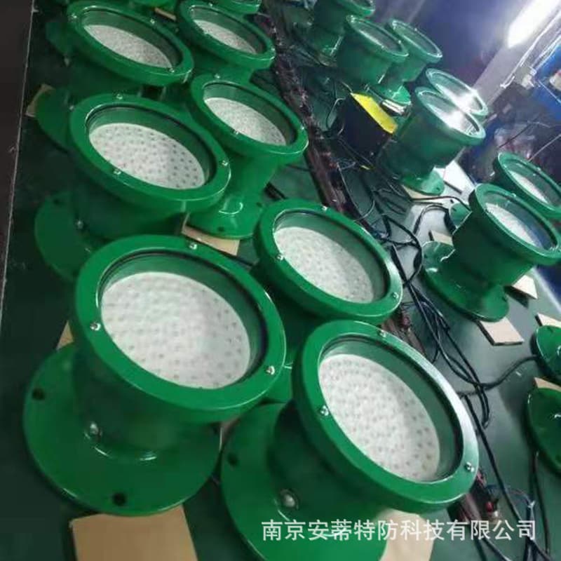 Bridge and culvert navigation warning lights with stable LED light source, long lifespan, green fixed light bridge column lights.