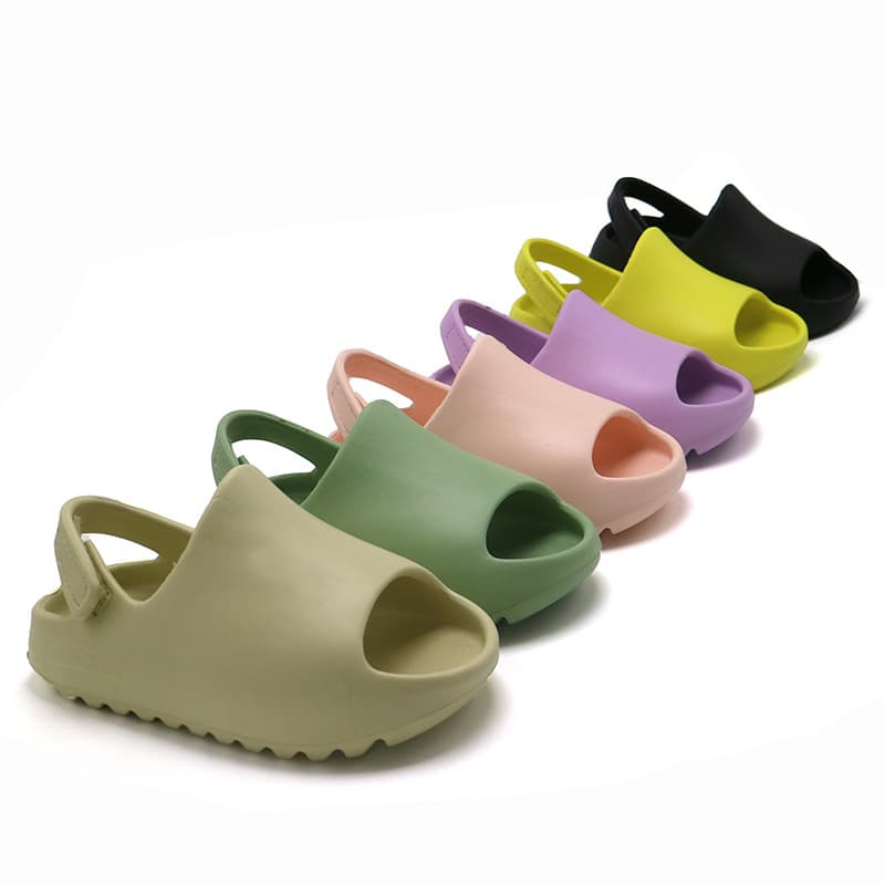 Children's Summer Slippers, Thick Sole Anti-Slip Home Slippers for Toddlers, Kids, and Teens, Bathroom Slippers for Baby