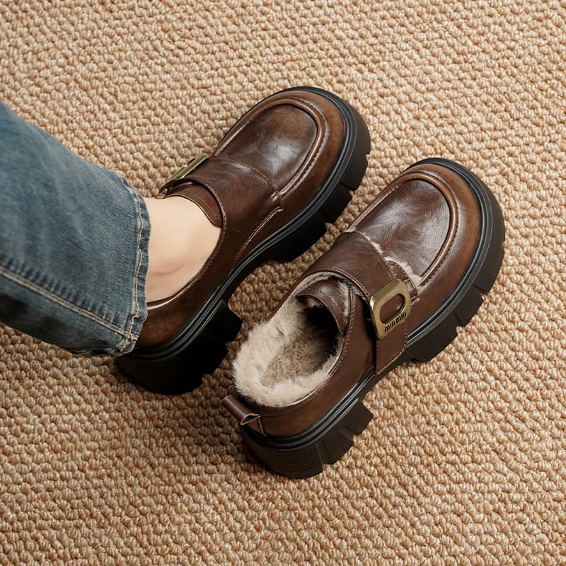 Platform Velcro loafers for women, 2024 new autumn retro British-style black versatile chunky heel leather shoes.